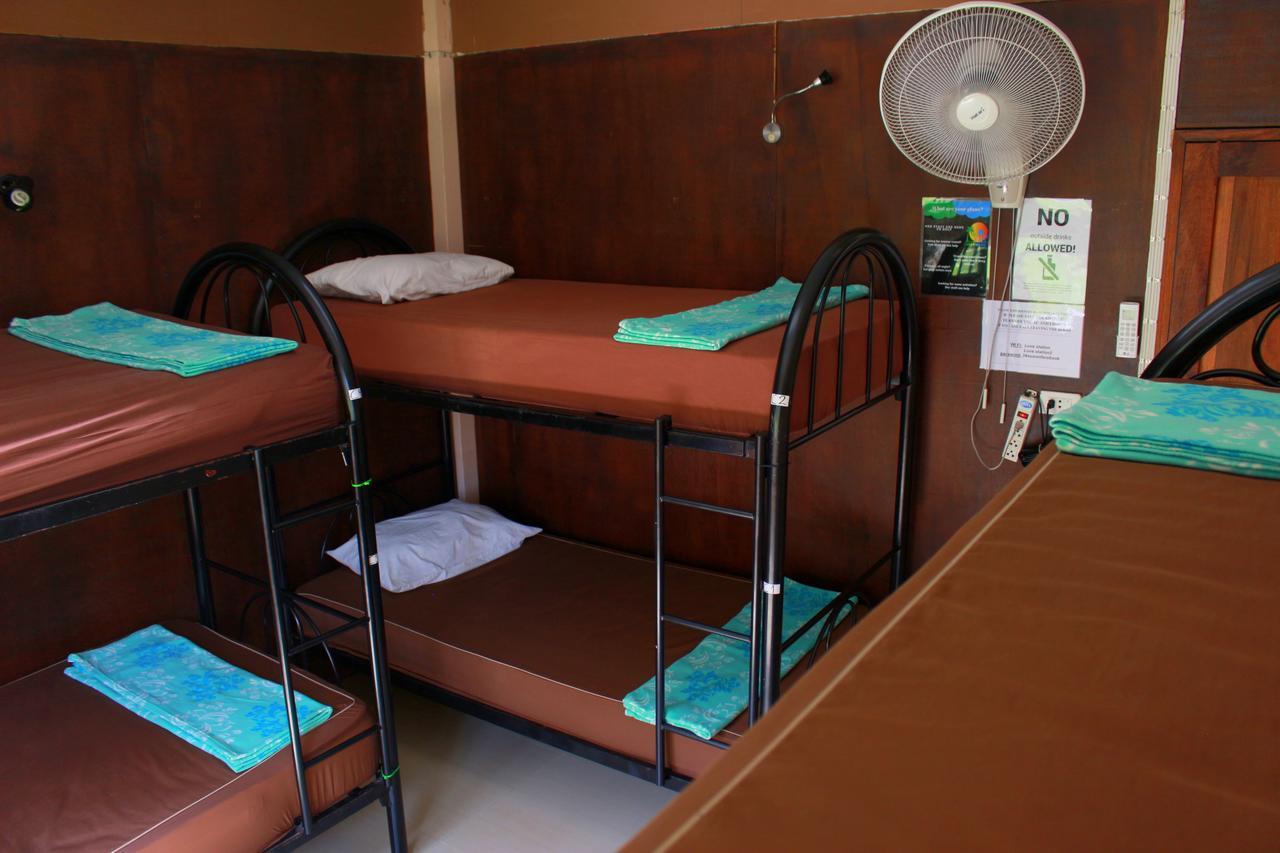 Love Station Hostel Baan Tai Rum bild